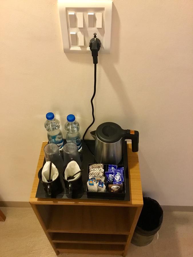 ไส ทาวเวอร์ส Hotel ปุตตาปาร์ถี ภายนอก รูปภาพ